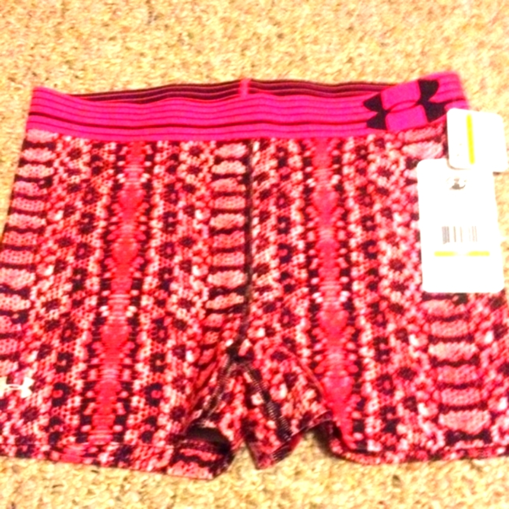 NWT Under armor workout shorts